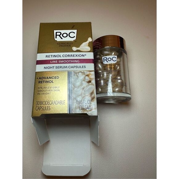 RoC Retinol Correxion Anti-Aging Wrinkle Night Serum, Daily Line Smoothing Skin - Picture 1 of 6
